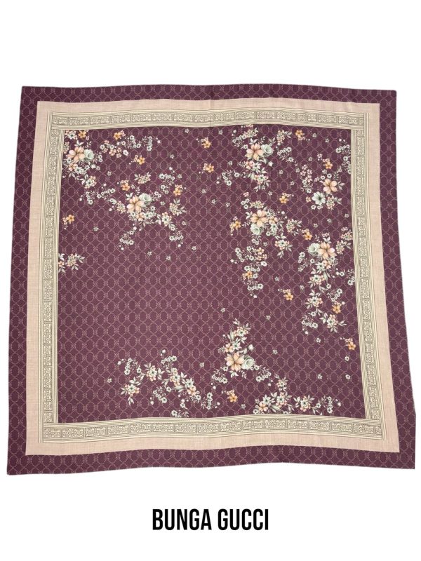 Hijab Segiempat Motif Bunga Gucci - Image 3