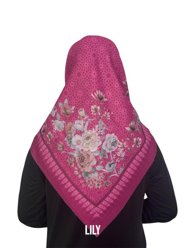 Hijab Segiempat Motif Lily - Image 4