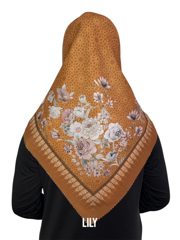 Hijab Segiempat Motif Lily