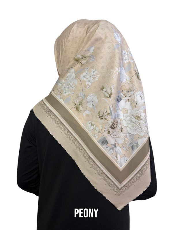 Hijab Segiempat Motif Peony - Image 5