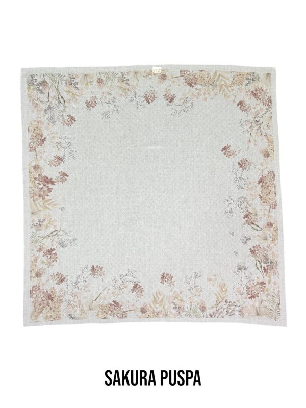 Hijab Segiempat Motif Sakura Puspa - Image 10