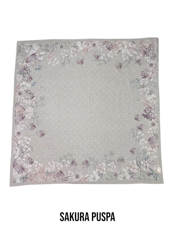Hijab Segiempat Motif Sakura Puspa - Image 7