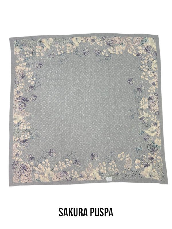 Hijab Segiempat Motif Sakura Puspa - Image 4