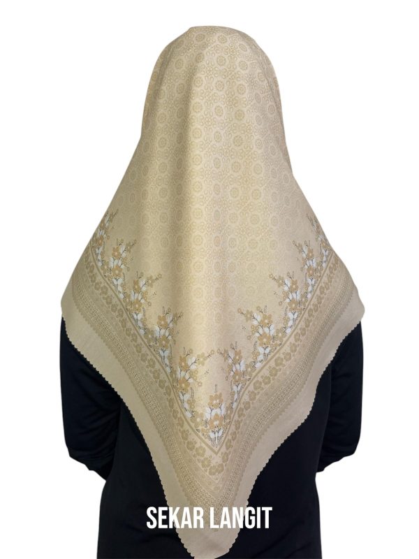 Hijab Segiempat Motif Sekar Langit - Image 21