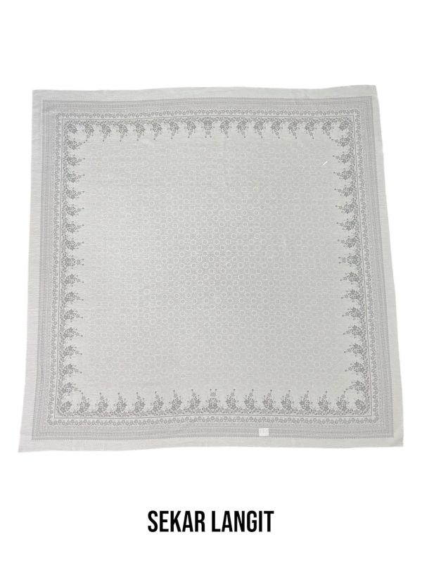 Hijab Segiempat Motif Sekar Langit - Image 19