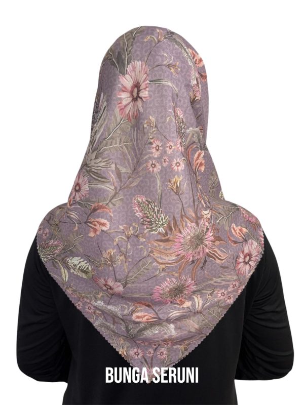 Hijab Segiempat Motif Bunga Seruni - Image 17