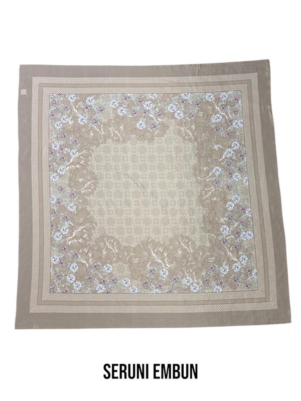 Hijab Segiempat Motif Seruni Embun - Image 13
