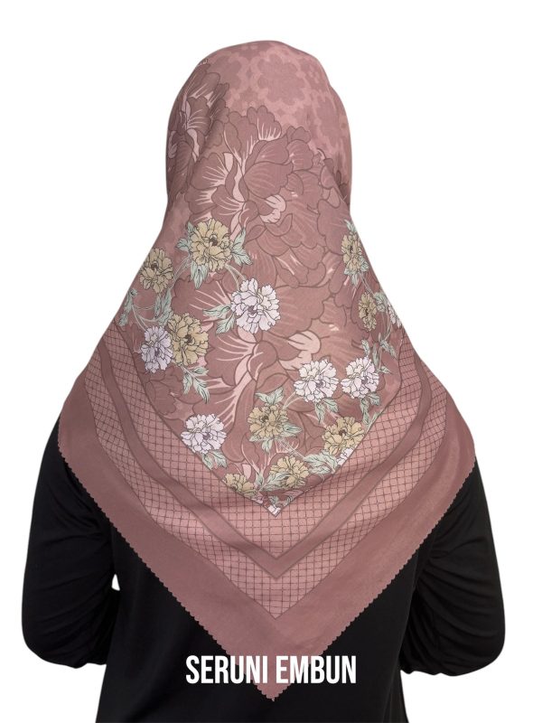 Hijab Segiempat Motif Seruni Embun - Image 12