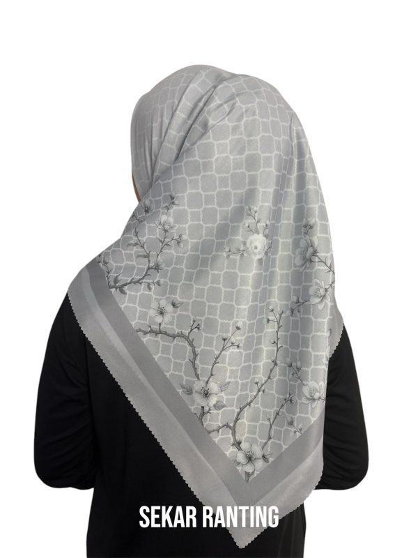 Hijab Segiempat Motif Sakura Ranting - Image 11