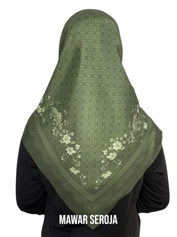 Hijab Segiempat Motif Mawar Seroja - Image 15