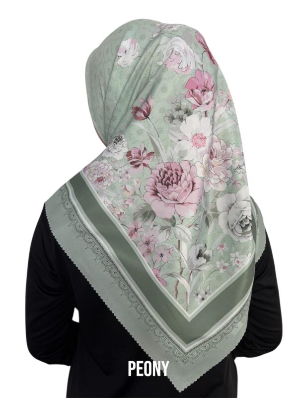 Hijab Segiempat Motif Peony - Image 14