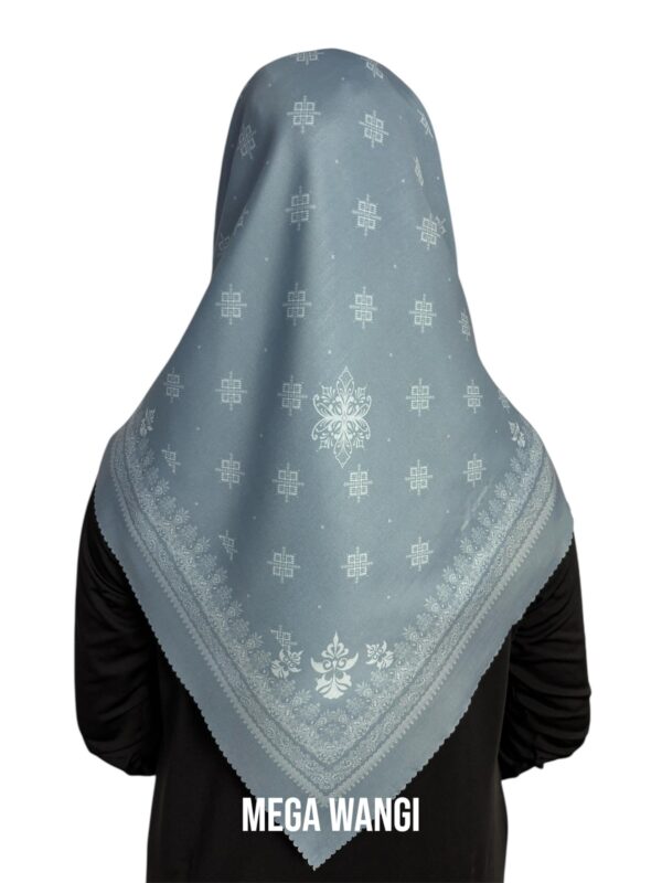 Hijab Segiempat Motif Mega Wangi - Image 3