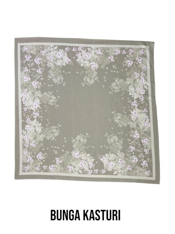 Hijab Segiempat Motif Bunga Kasturi - Image 4