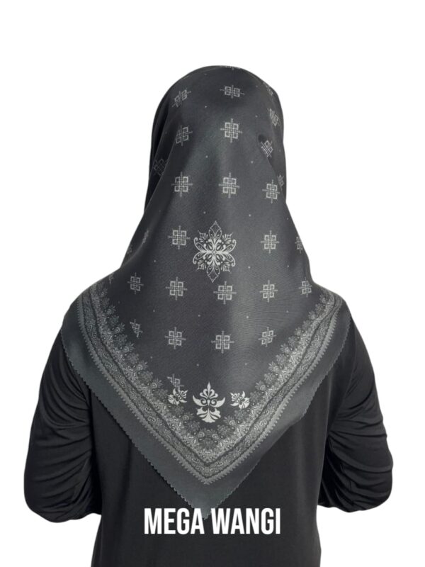 Hijab Segiempat Motif Mega Wangi - Image 18
