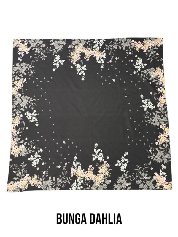 Hijab Segiempat Motif Bunga Dahlia - Image 4