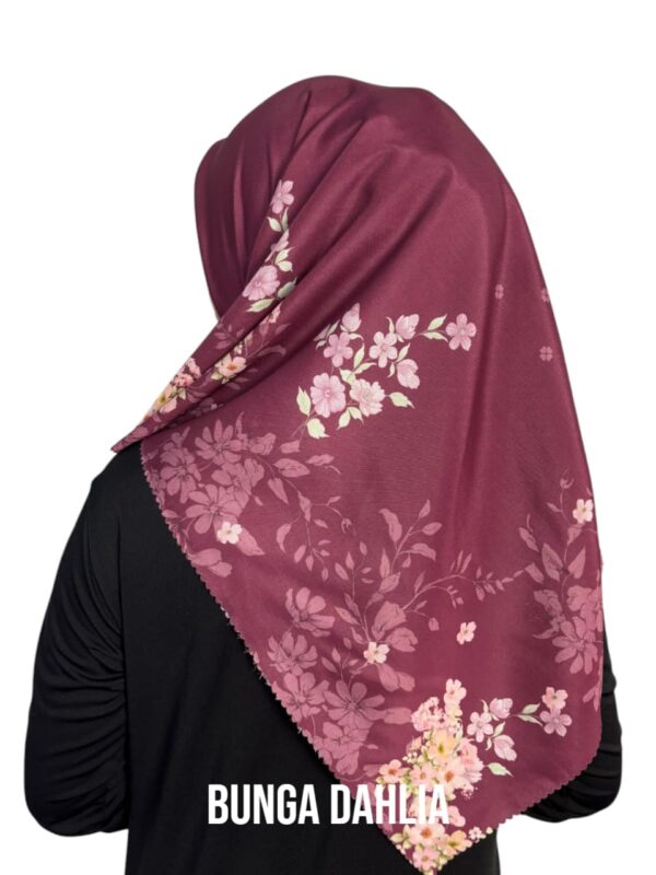 Hijab Segiempat Motif Bunga Dahlia - Image 8