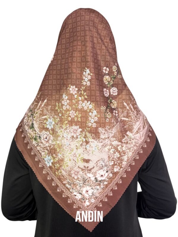 Segiempat Hijab Motif Andin - Image 6