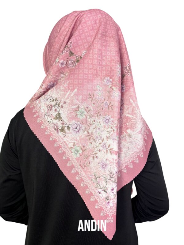 Segiempat Hijab Motif Andin - Image 8