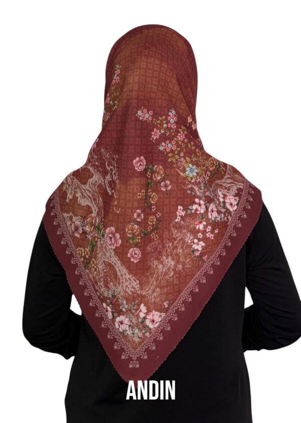Segiempat Hijab Motif Andin - Image 17
