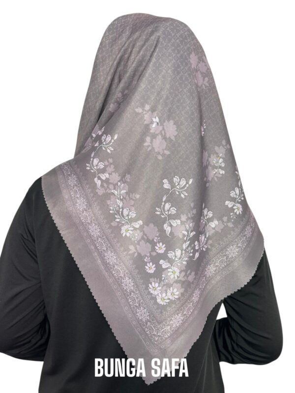 Hijab Segiempat Motif Bunga Safa - Image 14