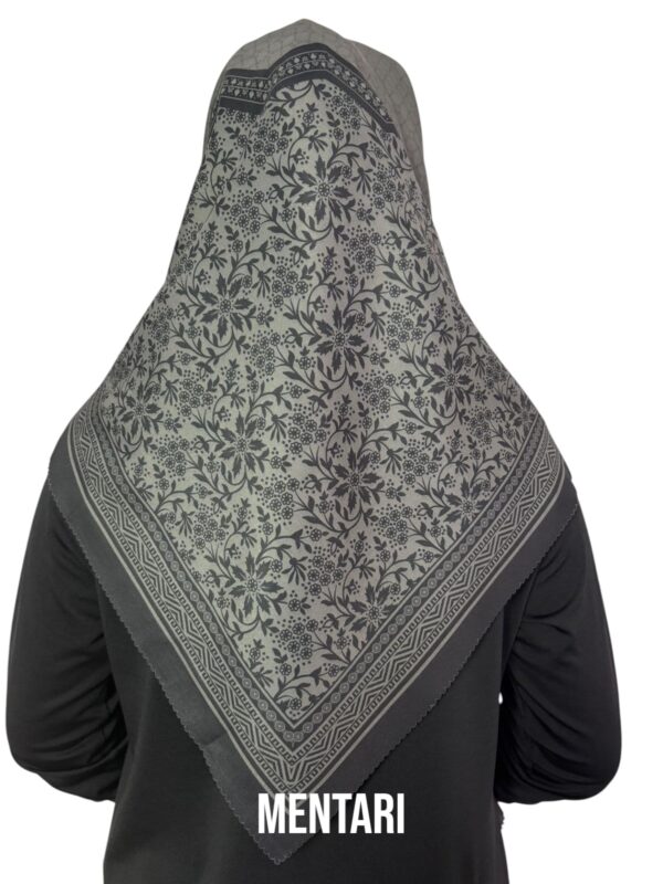 Hijab Segiempat Motif Mentari - Image 12