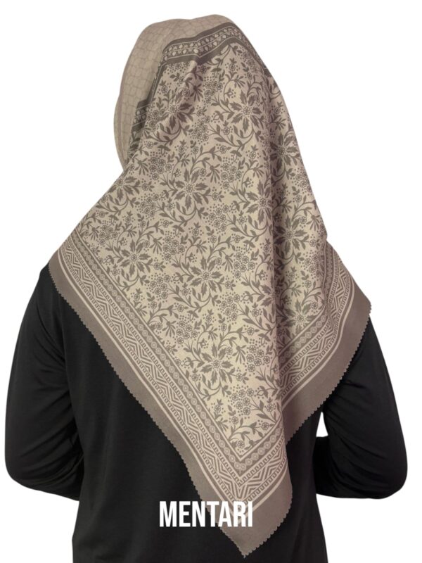 Hijab Segiempat Motif Mentari - Image 8