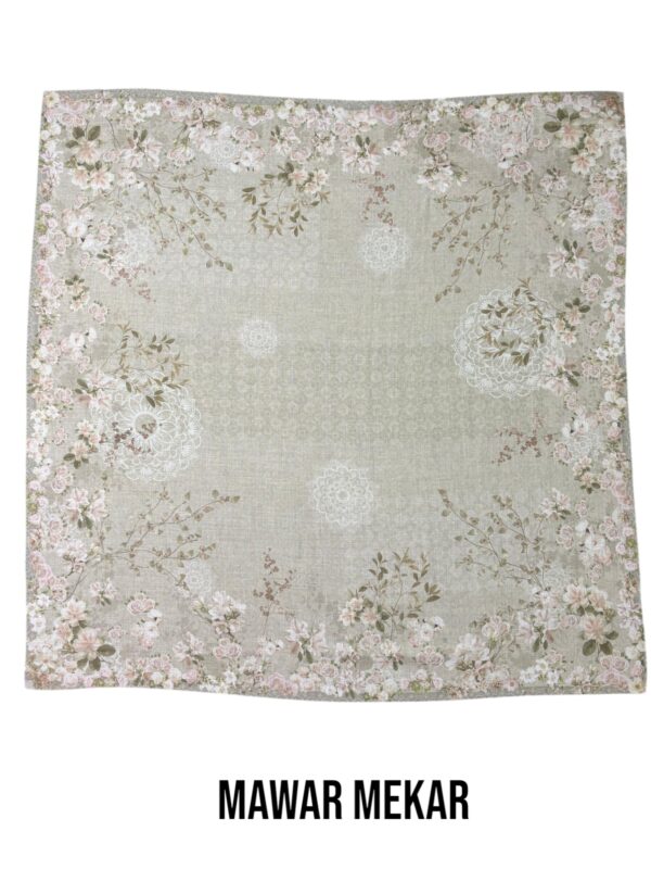 Hijab Segiempat Motif Mawar Mekar - Image 16