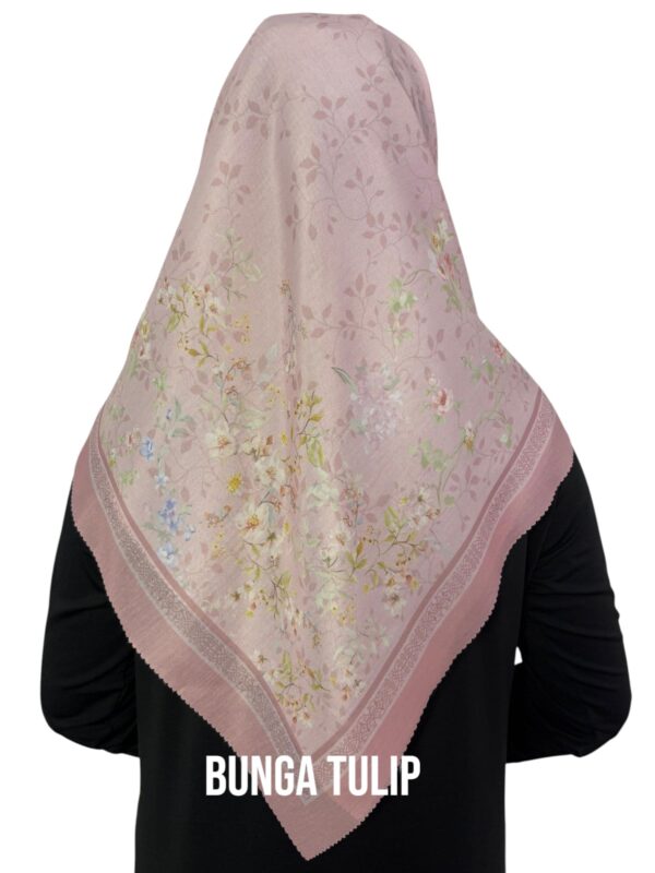 Hijab Segiempat Motif Bunga Tulip - Image 9
