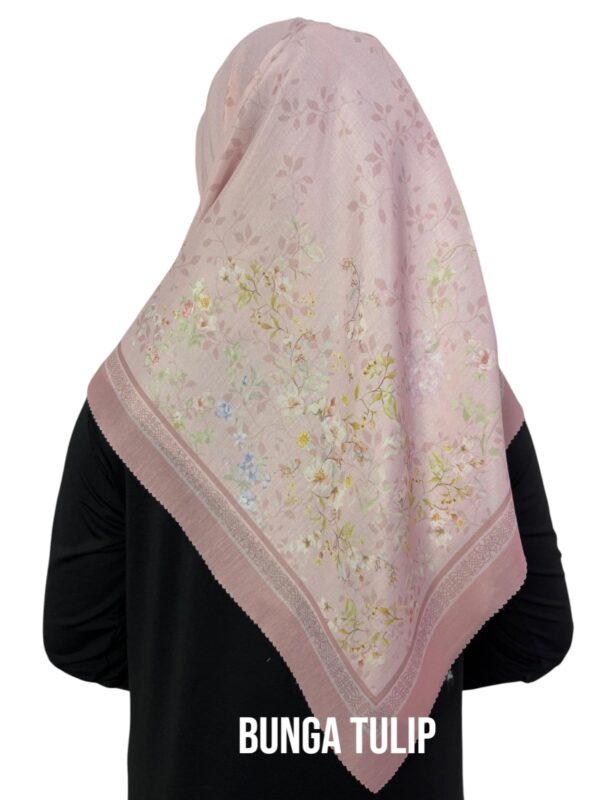 Hijab Segiempat Motif Bunga Tulip - Image 8